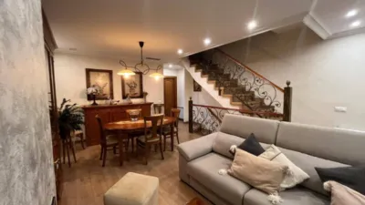 Duplex on Carrer de los Montesinos photo 4