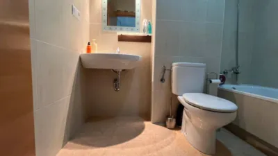Apartment in Carrer Alcudia de Crespín photo 16