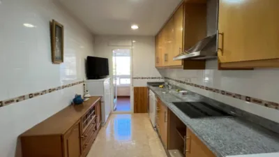 Apartment in Carrer Alcudia de Crespín photo 8
