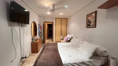 Apartment on Carlos Antón Pastor Street photo 21