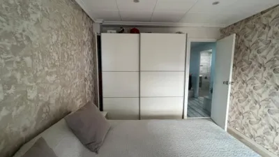 Apartment on Carrer de la Diagonal photo 11
