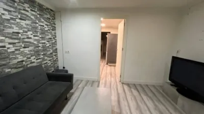 Apartment on Carrer de la Diagonal photo 13