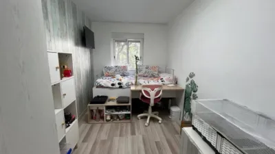 Apartment on Carrer de la Diagonal photo 18