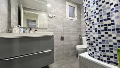 Apartment on Carrer de la Diagonal photo 29