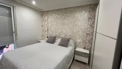 Apartment on Carrer de la Diagonal photo 8