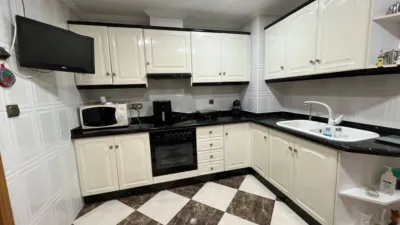 Apartment on Emilio Hernández Selva Street photo 12