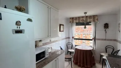 Piso en alquiler en Avenida Fundación Príncipe de Asturias, 10, Ciudad-Naranco-Vallobín (Oviedo) de 1.200 €<span>/mes</span>