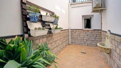 House in the Center photo 5