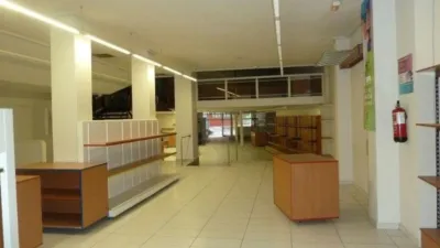 Local comercial en venta en Calle de Juan Antonio Fernández, Centro (Tudela) de 300.000 €