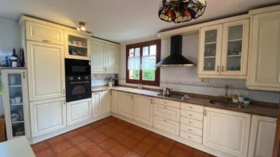 Chalet en venta en Barrio Samano, Sámano (Castro Urdiales) de 540.000 €