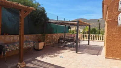 Chalet on Carrer de l'Oriolà photo 31