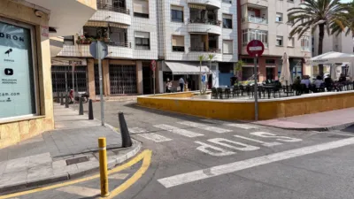 Local comercial en venta en Calle San Pascual, 67, cerca de Plaza de la Madera - Más