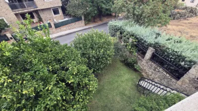 Semi-detached house in Los Pinos-El Pilar photo 32