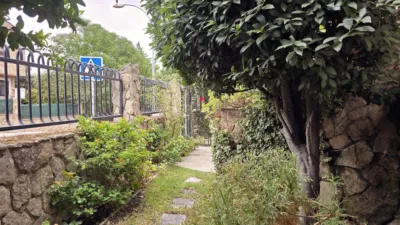 Semi-detached house in Los Pinos-El Pilar photo 3