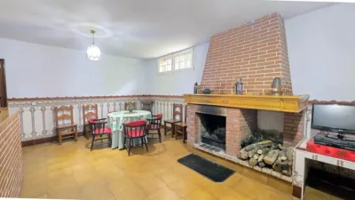 Semi-detached house in Los Pinos-El Pilar photo 45