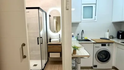 Estudio en alquiler en Calle León y Castillo, cerca de Calle Montevideo, Puerto Canteras (Las Palmas de Gran Canaria) de 850 €<span>/mes</span>
