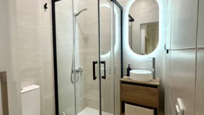 Estudio en alquiler en Calle León y Castillo, cerca de Calle Montevideo, Puerto Canteras (Las Palmas de Gran Canaria) de 850 €<span>/mes</span>