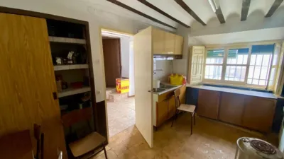 Chalet en venta en Calle de los Pajares, Ballesteros de Calatrava de 65.000 €