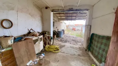 Chalet en venta en Calle de los Pajares, Ballesteros de Calatrava de 65.000 €