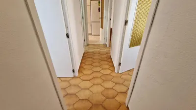 Piso en alquiler en Plaza del Aljarafe, El Plantinar-El Juncal-Avenida de la Paz (Distrito Sur. Sevilla Capital) de 1.350 €<span>/mes</span>