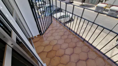 Piso en alquiler en Plaza del Aljarafe, El Plantinar-El Juncal-Avenida de la Paz (Distrito Sur. Sevilla Capital) de 1.350 €<span>/mes</span>