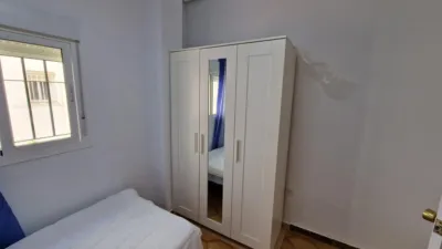 Piso en alquiler en Plaza del Aljarafe, El Plantinar-El Juncal-Avenida de la Paz (Distrito Sur. Sevilla Capital) de 1.350 €<span>/mes</span>
