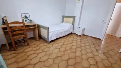 Piso en alquiler en Plaza del Aljarafe, El Plantinar-El Juncal-Avenida de la Paz (Distrito Sur. Sevilla Capital) de 1.350 €<span>/mes</span>