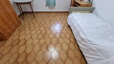Piso en alquiler en Plaza del Aljarafe, El Plantinar-El Juncal-Avenida de la Paz (Distrito Sur. Sevilla Capital) de 1.350 €<span>/mes</span>
