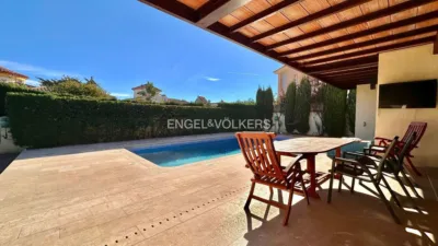 Chalet on Carrer de Costa Rica, 15 photo 6