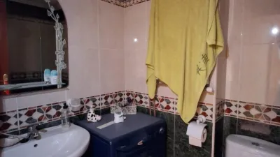 Apartment on Calle de Fuente del Rey photo 17