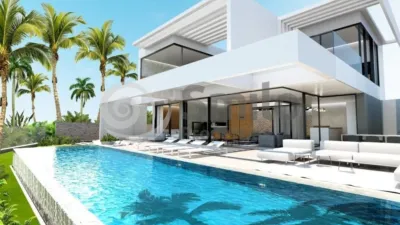 Chalet on Calle Luxemburgo photo 2