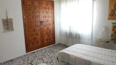 Chalet en venta en Calle Diseminados, Pinseque de 599.000 €