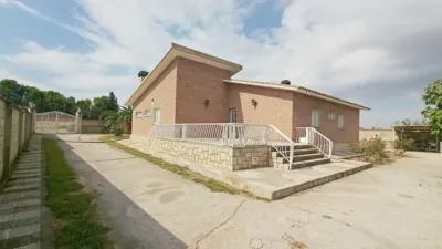 Chalet en venta en Calle Diseminados, Pinseque de 599.000 €