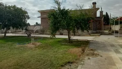 Chalet en venta en Calle Diseminados, Pinseque de 599.000 €