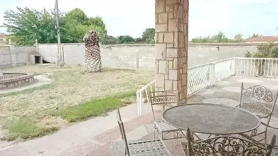 Chalet en venta en Calle Diseminados, Pinseque de 599.000 €