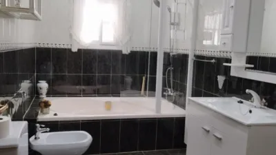 Chalet en venta en Pantano La Viñuela, Alcaucín de 355.000 €