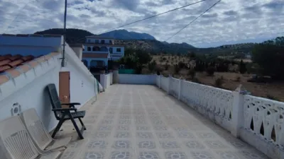 Chalet en venta en Pantano La Viñuela, Alcaucín de 355.000 €