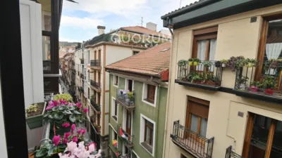 Piso en venta en Calle Somera, Casco Viejo - Zazpi Kaleak (Distrito Ibaiondo. Bilbao) de 249.000 €