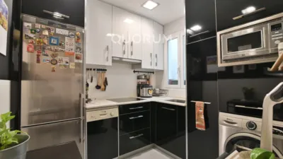 Piso en venta en Calle Somera, Casco Viejo - Zazpi Kaleak (Distrito Ibaiondo. Bilbao) de 249.000 €