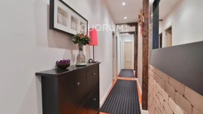 Piso en venta en Calle Somera, Casco Viejo - Zazpi Kaleak (Distrito Ibaiondo. Bilbao) de 249.000 €