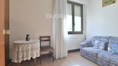 Piso en venta en Calle Iturribide, cerca de Plaza de Miguel Unamuno, Solokoetxe (Distrito Ibaiondo. Bilbao) de 450.000 €