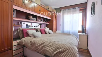 Piso en venta en Santutxu-Basarrate, Bolueta (Distrito Begoña-Santutxu. Bilbao) de 219.000 €