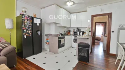 Piso en venta en Santutxu-Basarrate, Bolueta (Distrito Begoña-Santutxu. Bilbao) de 219.000 €