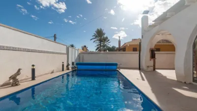 Chalet in Nueva Torrevieja photo 2