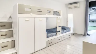 Apartment in Centre photo 3