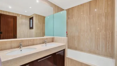Apartment in Centre photo 14