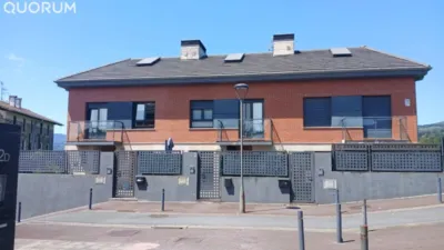 Semi-detached house in Elejalde 1 photo 2