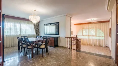 Chalet on Calle Alc. Edmundo Seva Garcia, No. 8 photo 18