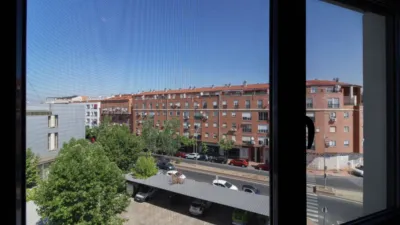 Piso en alquiler en Calle del Castillo de Zafra, 1, Avenida de Elvas-Campus (Badajoz Capital) de 750 €<span>/mes</span>