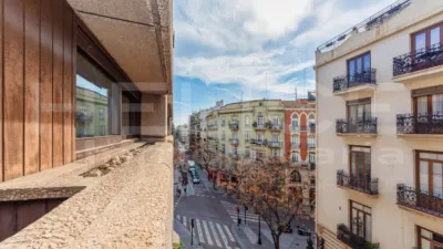 Piso en venta en El Pla del Remei, El Pla del Remei (Distrito L'Eixample. València Capital) de 1.350.000 €
